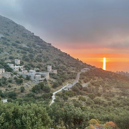 Soloterra Tower Otel Kokkala Dış mekan fotoğraf