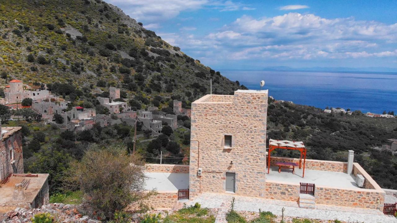 Soloterra Tower Otel Kokkala Dış mekan fotoğraf