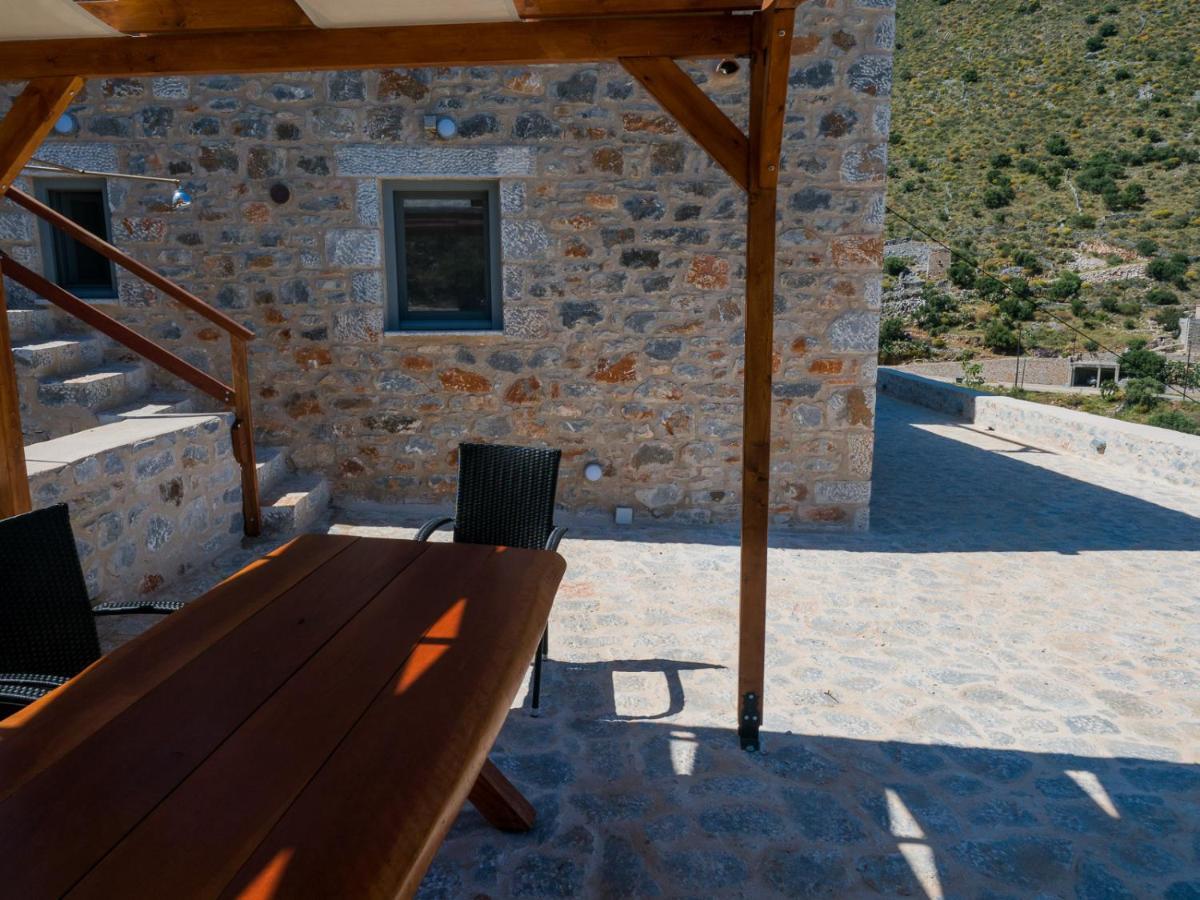 Soloterra Tower Otel Kokkala Dış mekan fotoğraf